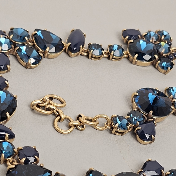 [J. CREW] Blue Crystal Foliage Collar Statement Necklace - Picture 11 of 16